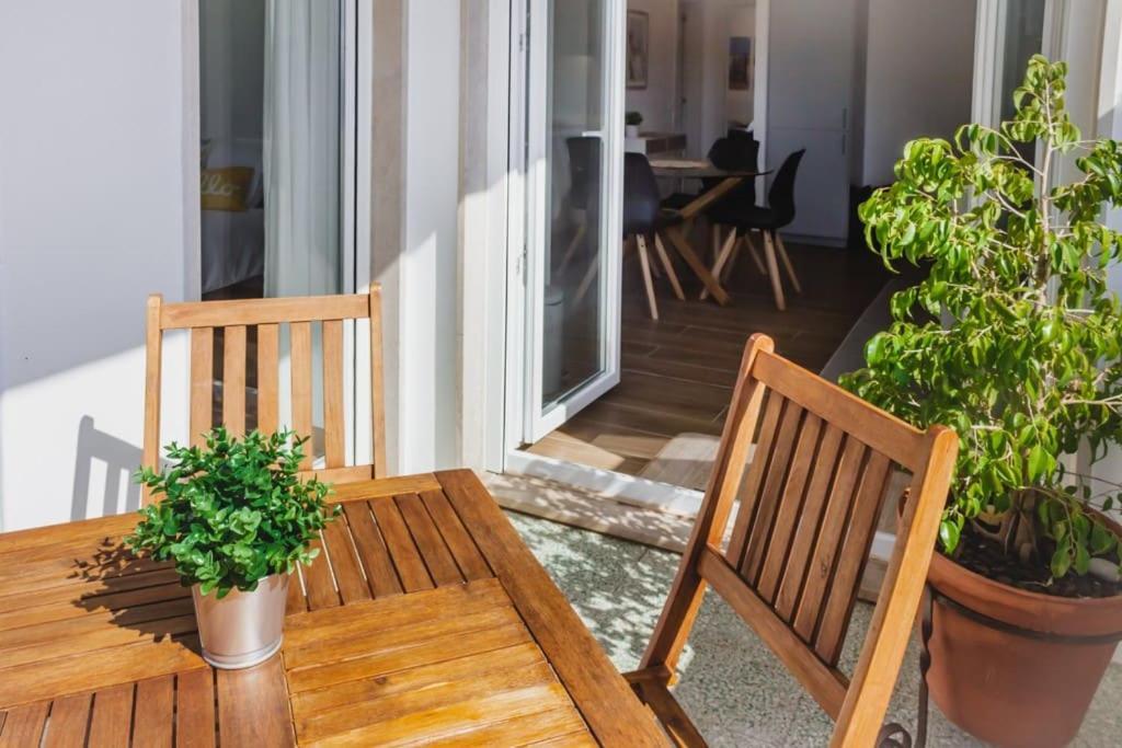 Lovely & Bright Renovated Apt. W/ Balcony In Lagos Buitenkant foto